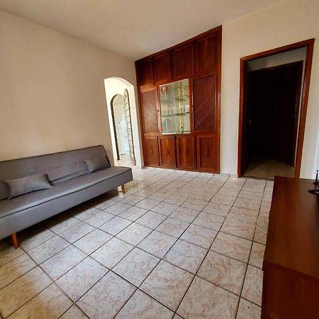 Casa Da Malu Hotell Uberlândia Exteriör bild