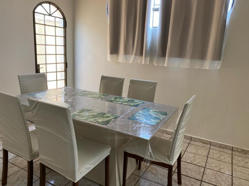 Casa Da Malu Hotell Uberlândia Exteriör bild